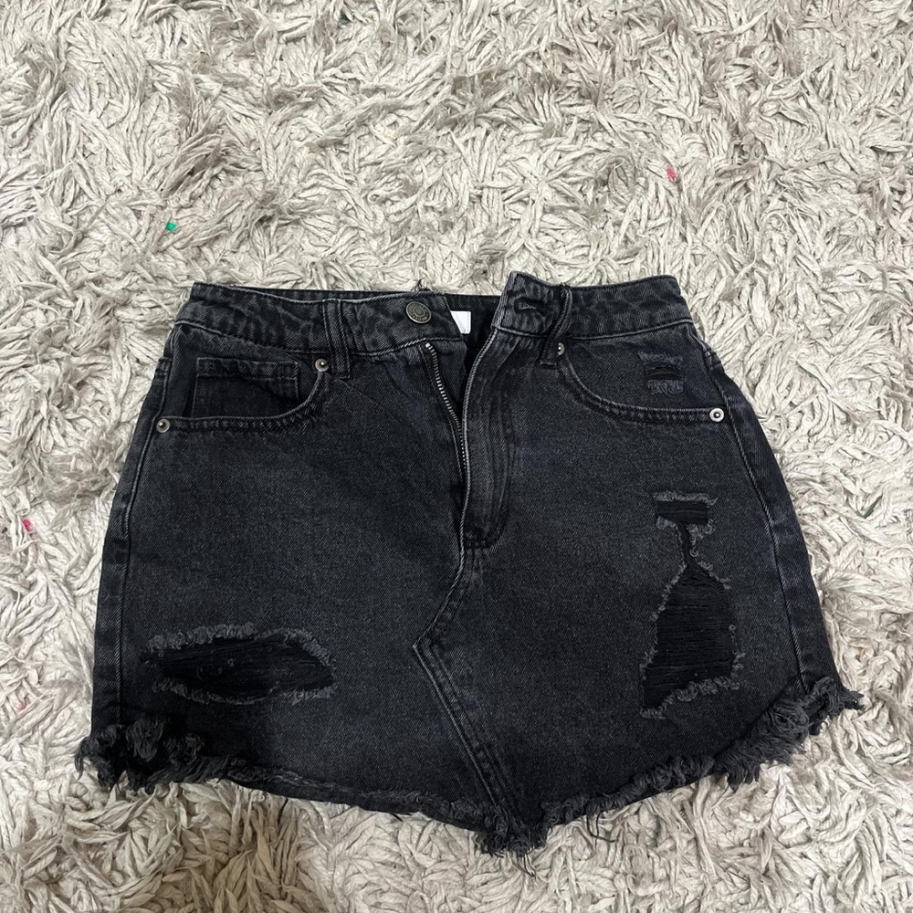 Forever 21 Black Distressed Jean Shorts